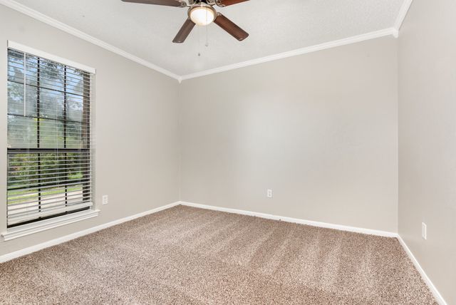 1724 Saint James Drive, Carrollton, TX 75007