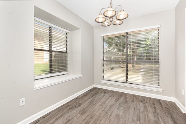 1724 Saint James Drive, Carrollton, TX 75007