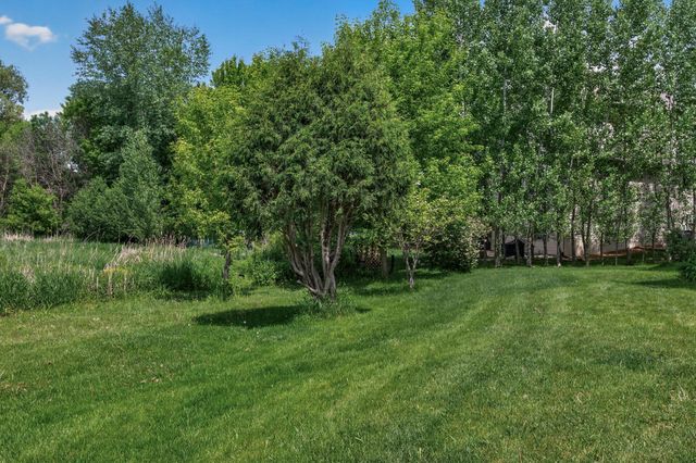 1511 Oakview Court, Hugo, MN 55038