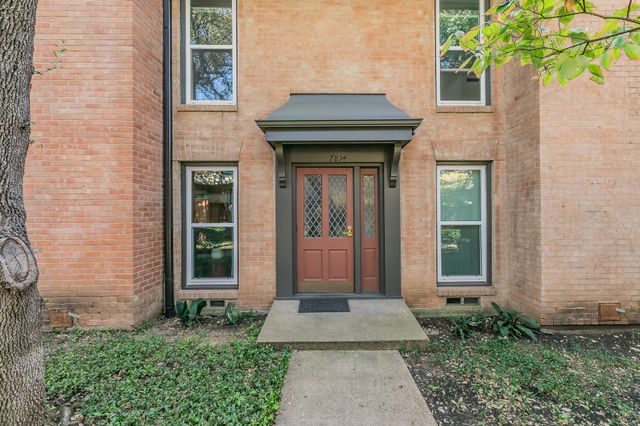 7814 Meadow Park Drive 220, Dallas, TX 75230