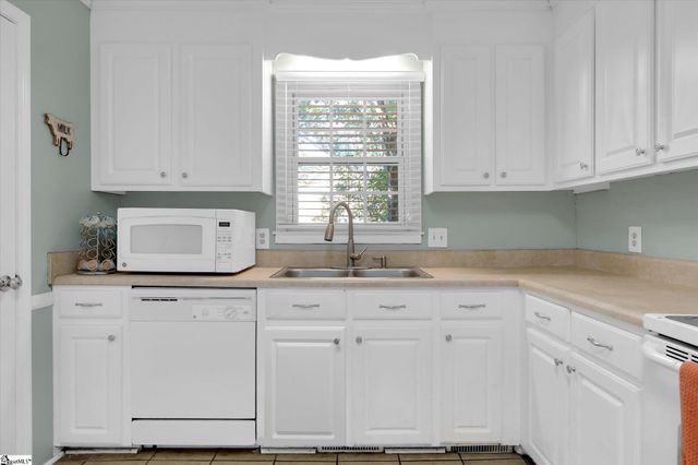 105 Sunset Court, Easley, SC 29642