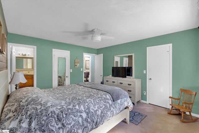 105 Sunset Court, Easley, SC 29642