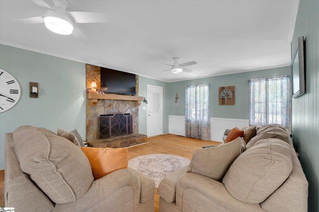 105 Sunset Court, Easley, SC 29642