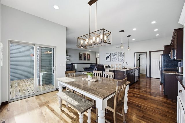 702 Raymond Drive, Solon, IA 52333