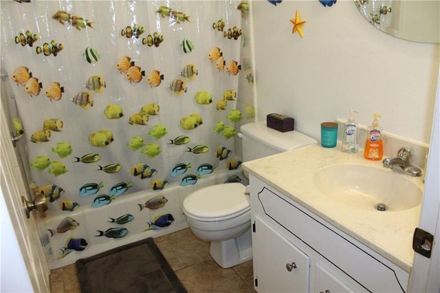 1461 MOORE Ave 6, Portland, TX 78374