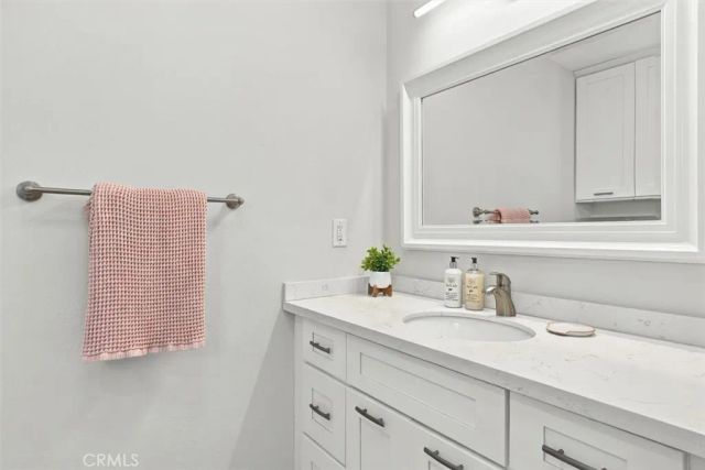 4874 W 135th Street, Hawthorne, CA 90250