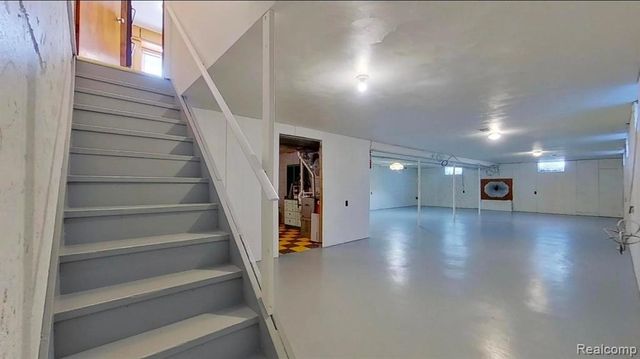 18820 Dexter Trail, Gregory, MI 48137