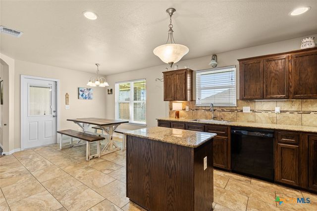 827 Kacie Drive, Temple, TX 76502