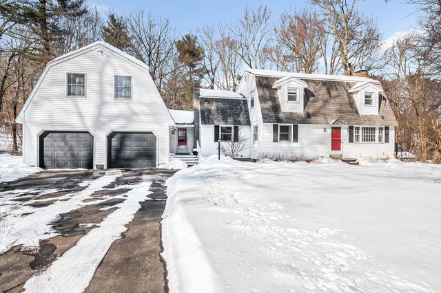 14 Londonderry Road, Windham, NH 03087