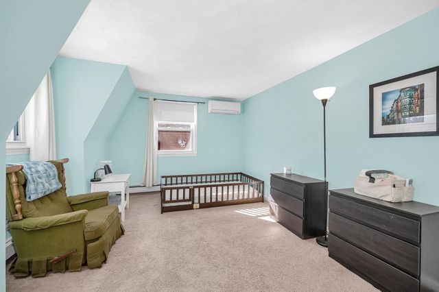 14 Londonderry Road, Windham, NH 03087