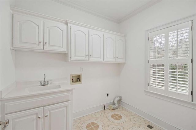8500 Valemont Drive, Sandy Springs, GA 30350
