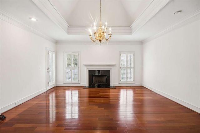 8500 Valemont Drive, Sandy Springs, GA 30350