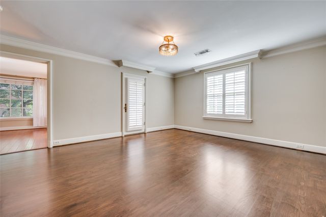 4520 Westway Avenue, Dallas, TX 75205