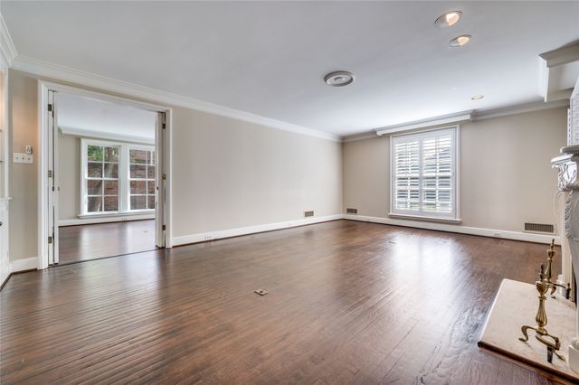 4520 Westway Avenue, Dallas, TX 75205