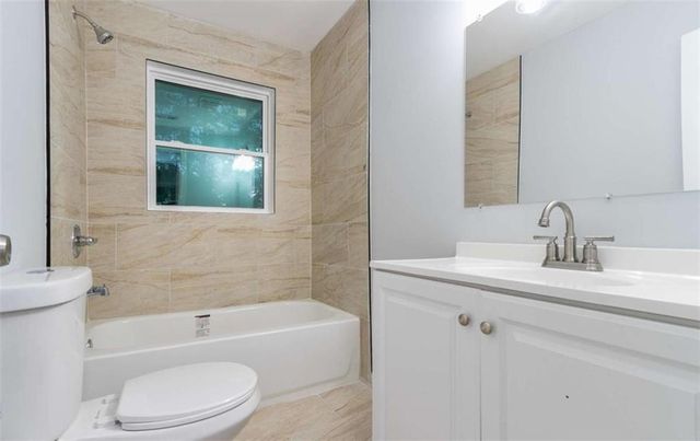 110 Hidden Brook Court, Atlanta, GA 30349