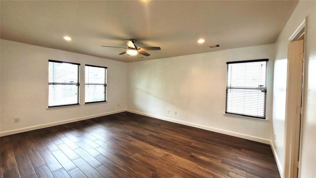 4211 Landshire Bend Drive, Houston, TX 77048