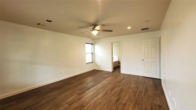 4211 Landshire Bend Drive, Houston, TX 77048