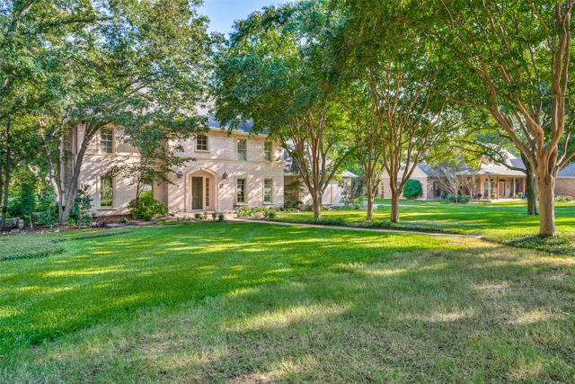 1842 Plum Creek Drive, Midlothian, TX 76065