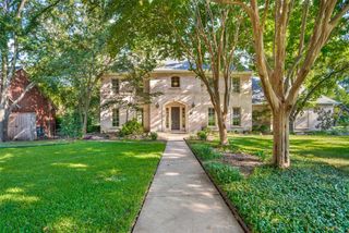 1842 Plum Creek Drive, Midlothian, TX 76065