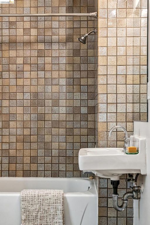 Image 37 of property listing at 5705 Panama Ave, Richmond, CA 94804