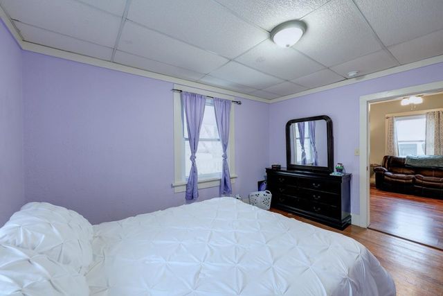 516 E 15th Ave, Winfield, KS 67156