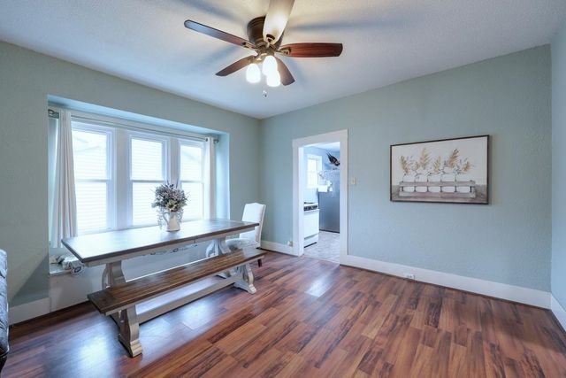 516 E 15th Ave, Winfield, KS 67156