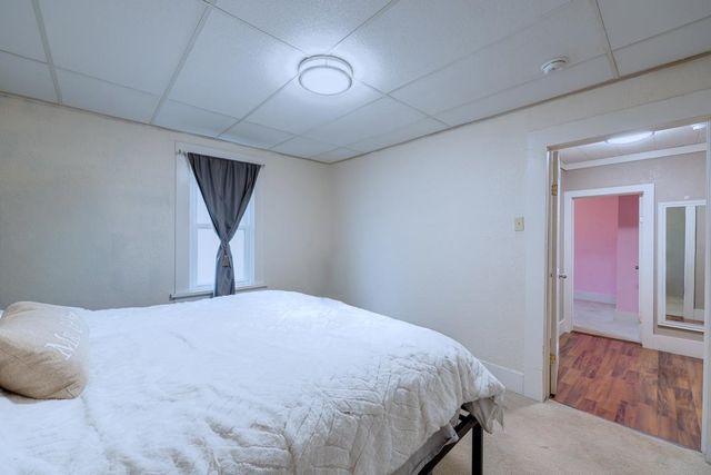 516 E 15th Ave, Winfield, KS 67156