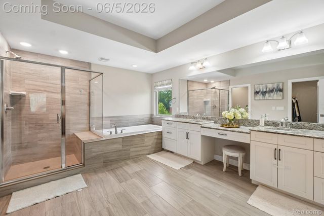 47566 Alpine Drive, Novi, MI 48374