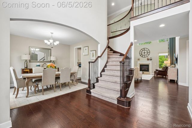 47566 Alpine Drive, Novi, MI 48374