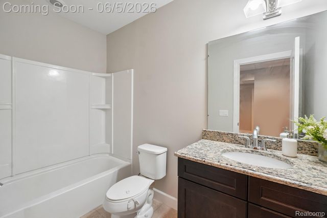 47566 Alpine Drive, Novi, MI 48374