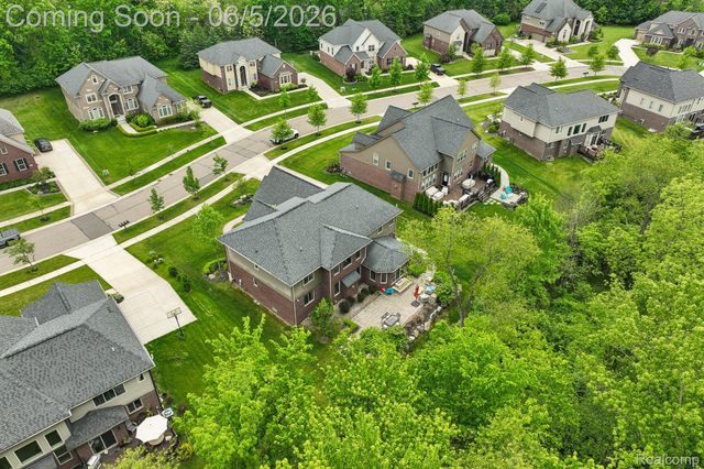 47566 Alpine Drive, Novi, MI 48374