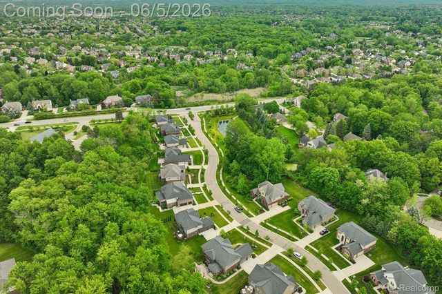 47566 Alpine Drive, Novi, MI 48374