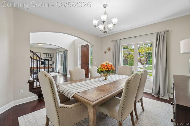 47566 Alpine Drive, Novi, MI 48374
