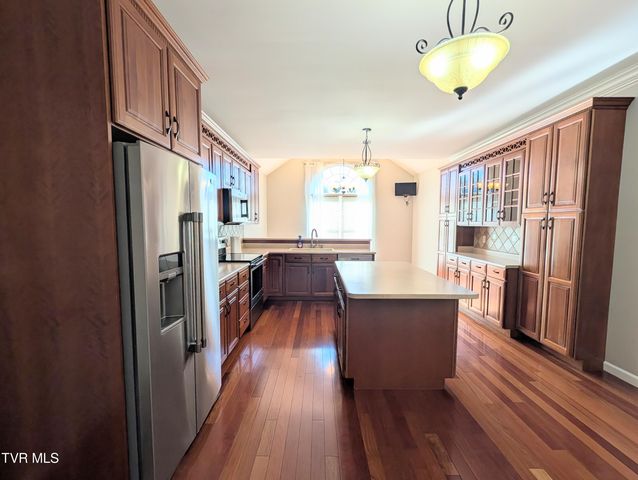 163 Dixie Road, Clintwood, VA 24228