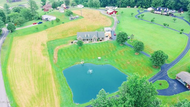163 Dixie Road, Clintwood, VA 24228