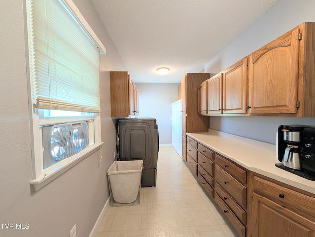 163 Dixie Road, Clintwood, VA 24228