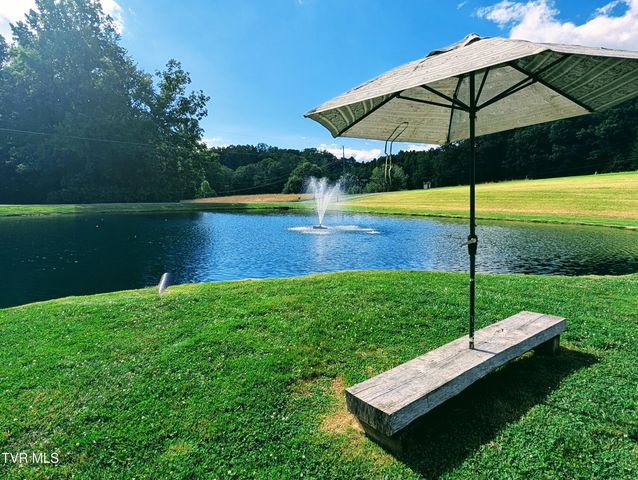 163 Dixie Road, Clintwood, VA 24228