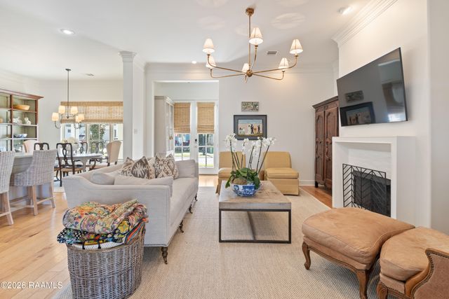 406 Annaberg Drive, Youngsville, LA 70592