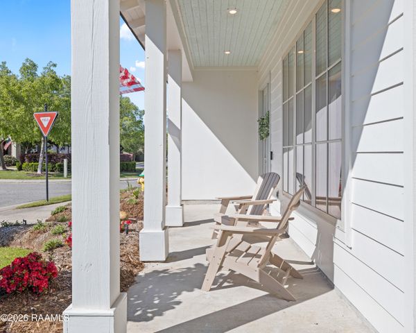 406 Annaberg Drive, Youngsville, LA 70592