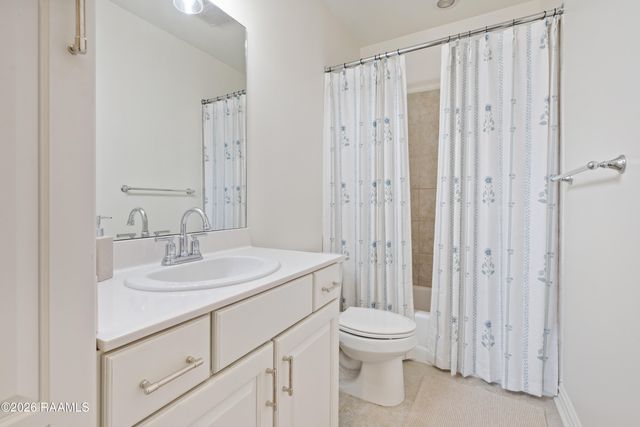 406 Annaberg Drive, Youngsville, LA 70592