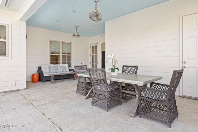 406 Annaberg Drive, Youngsville, LA 70592