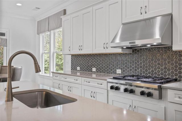 6498 Canopy Drive, Sandy Springs, GA 30328