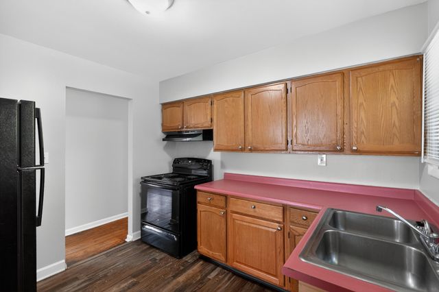 1668 E 26th Avenue, Columbus, OH 43219