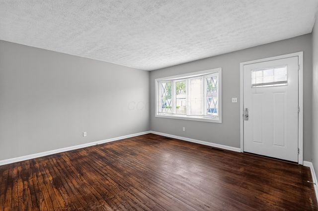 1668 E 26th Avenue, Columbus, OH 43219