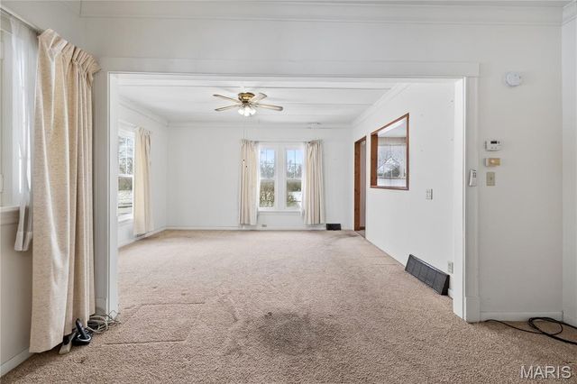 11086 Old Litchfield Trail, Litchfield, IL 62056