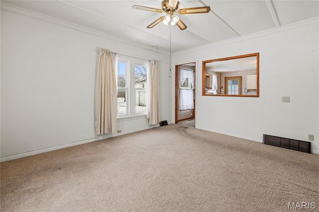 11086 Old Litchfield Trail, Litchfield, IL 62056