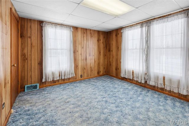 11086 Old Litchfield Trail, Litchfield, IL 62056