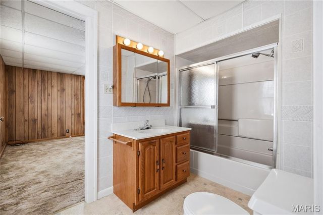 11086 Old Litchfield Trail, Litchfield, IL 62056