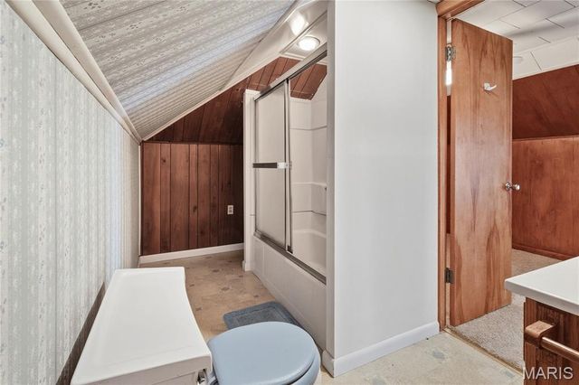 11086 Old Litchfield Trail, Litchfield, IL 62056