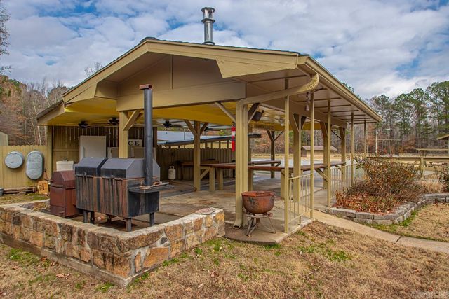 15522 Vimy Ridge Road, Alexander, AR 72002